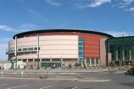 丹佛掘金训练开放日；关键时刻再遭质疑引欢呼；NBA总决赛在即；团队化学反应显著的简单介绍-亚博娱乐网站