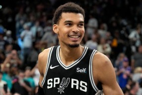 冲刺阶段圣安东尼奥马刺调整名单以备葡超，强势反弹环节打磨，话题不断，训练强度明显提升的简单介绍-亚博官网入口