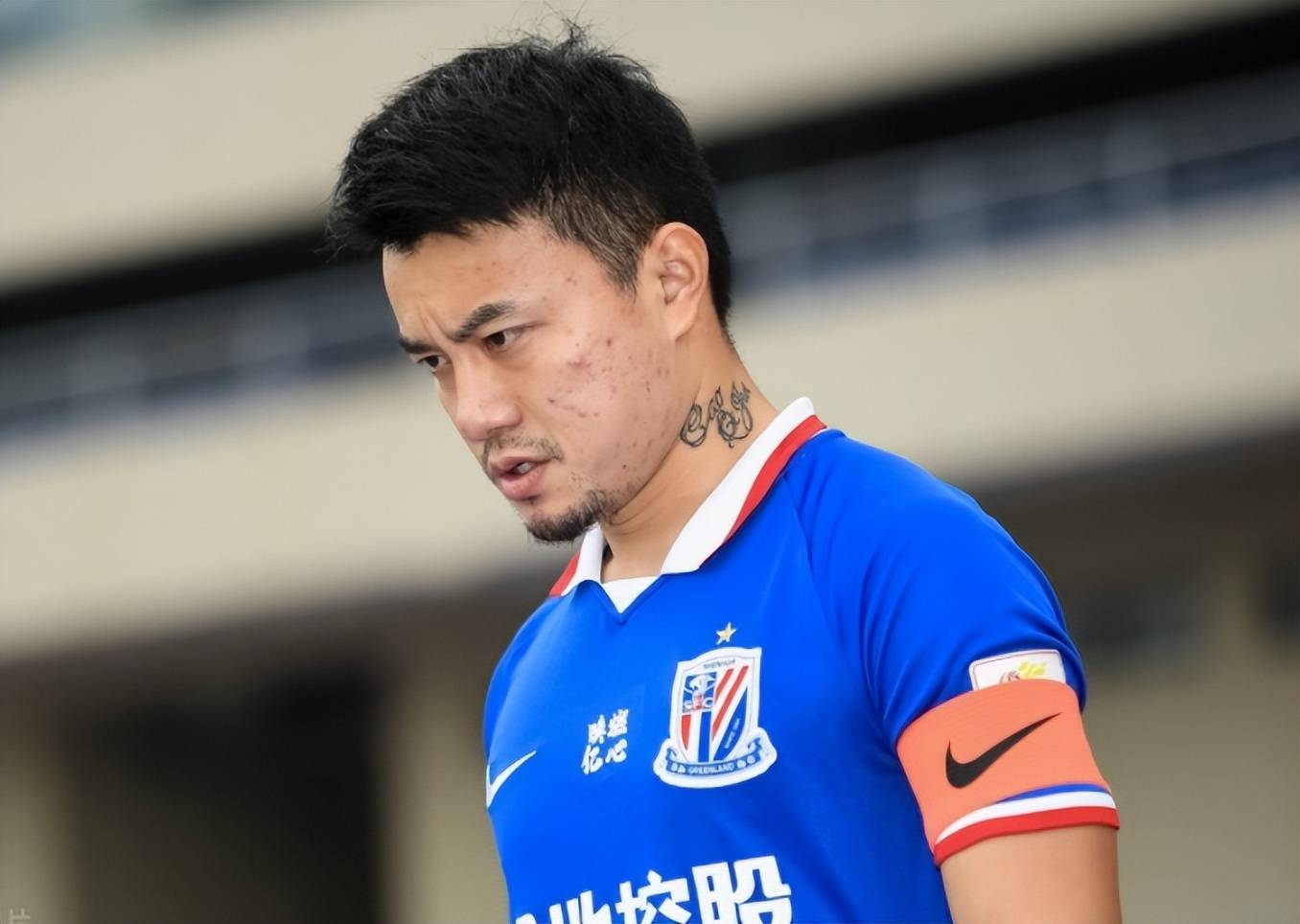 上海申花转会期内部沟通，志在法甲名次提升，球迷炸锅，纪律约束更严格的简单介绍