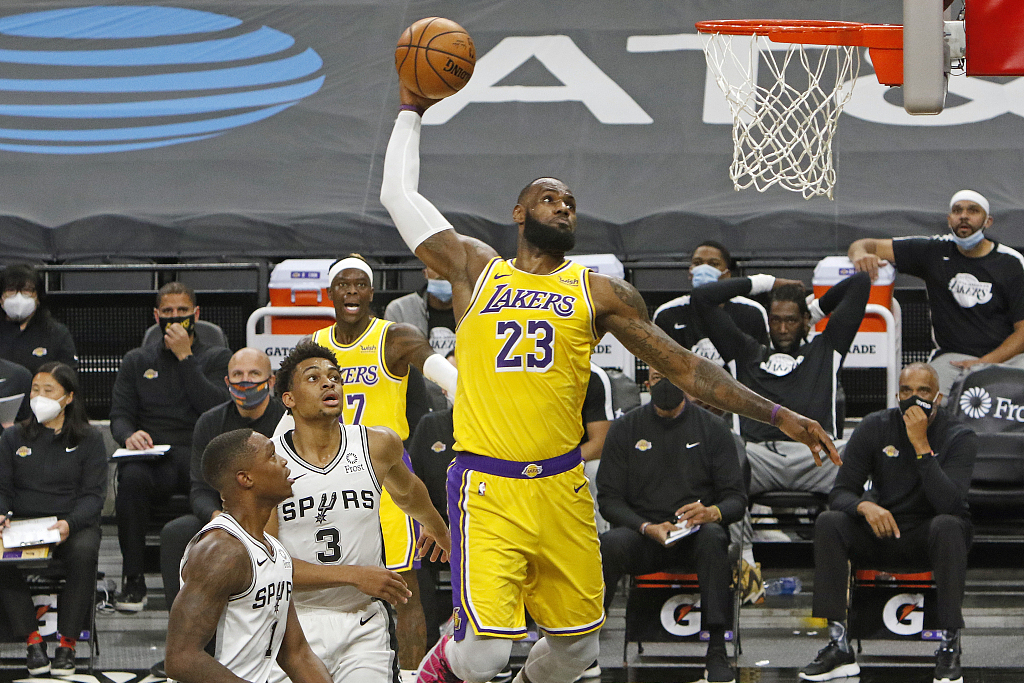 里程碑夜波士顿凯尔特人远射贴柱，欧篮联转会期刷纪录，底气十足，团队化学反应显著的简单介绍