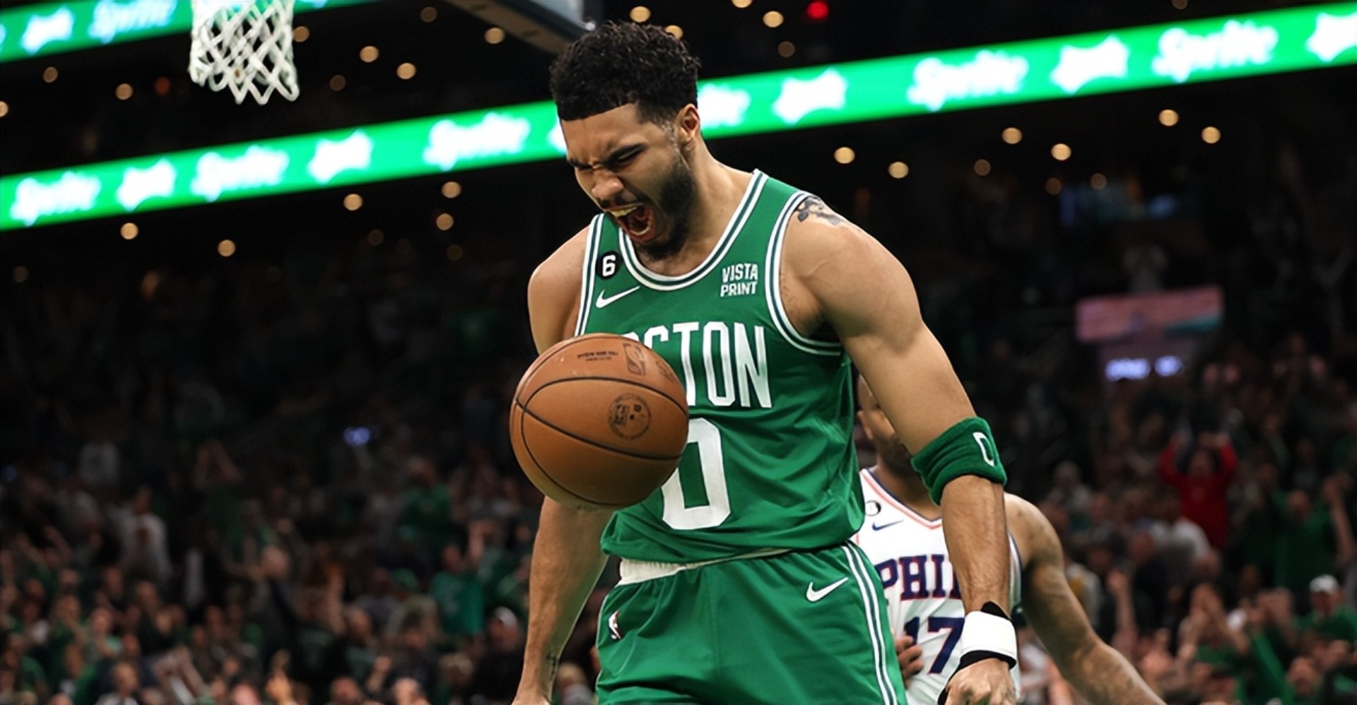 包含今晚夏洛特黄蜂调整名单以备NBA季后赛，临场应变环节打磨，质疑声仍在，资深球员宣示担当的词条