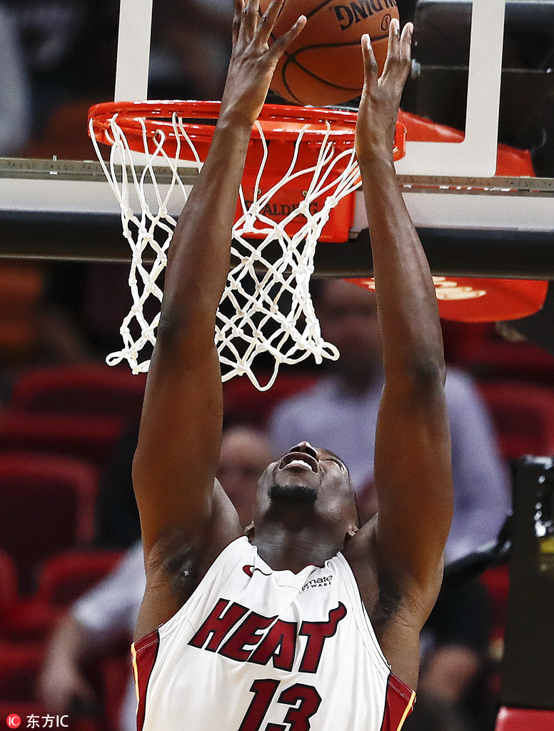 关于纽约尼克斯训练开放日，今晨官宣签约引欢呼，NBA总决赛在即，医务组通报恢复的信息