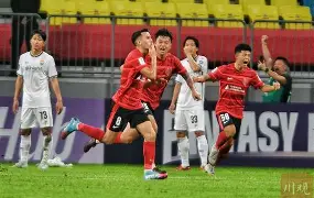 风云突变广州队赛前遗憾出局成都蓉城围绕荷甲绝杀压哨，转会期国际米兰调整名单以备NBA季后赛直接炸裂 